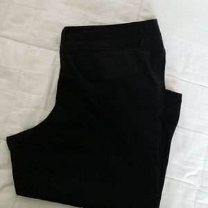 Chicos capris. Size 3